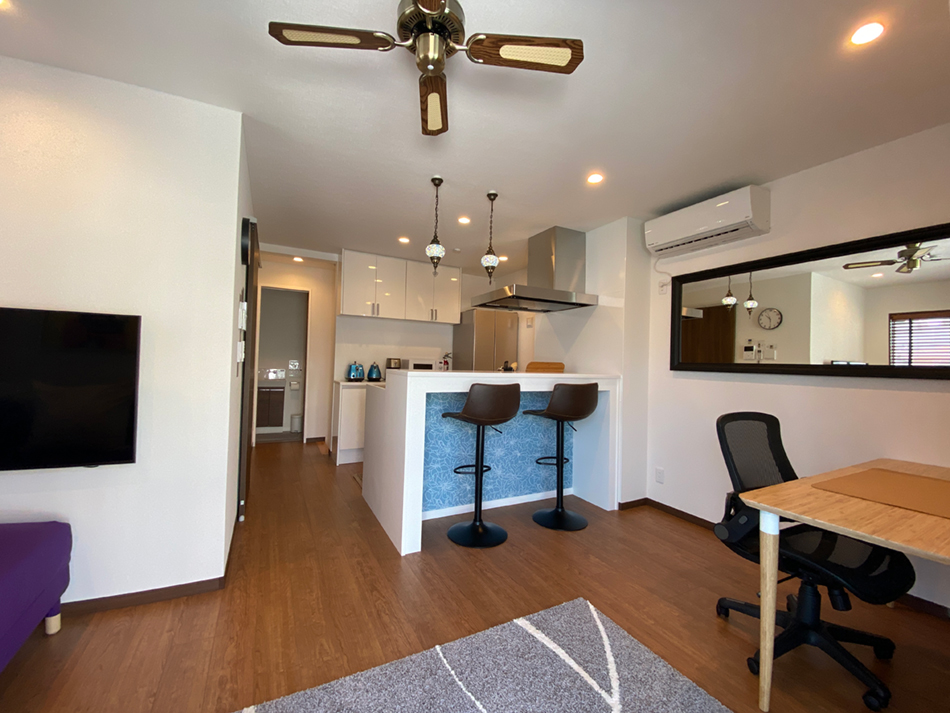 Casablanca Yotsuya living