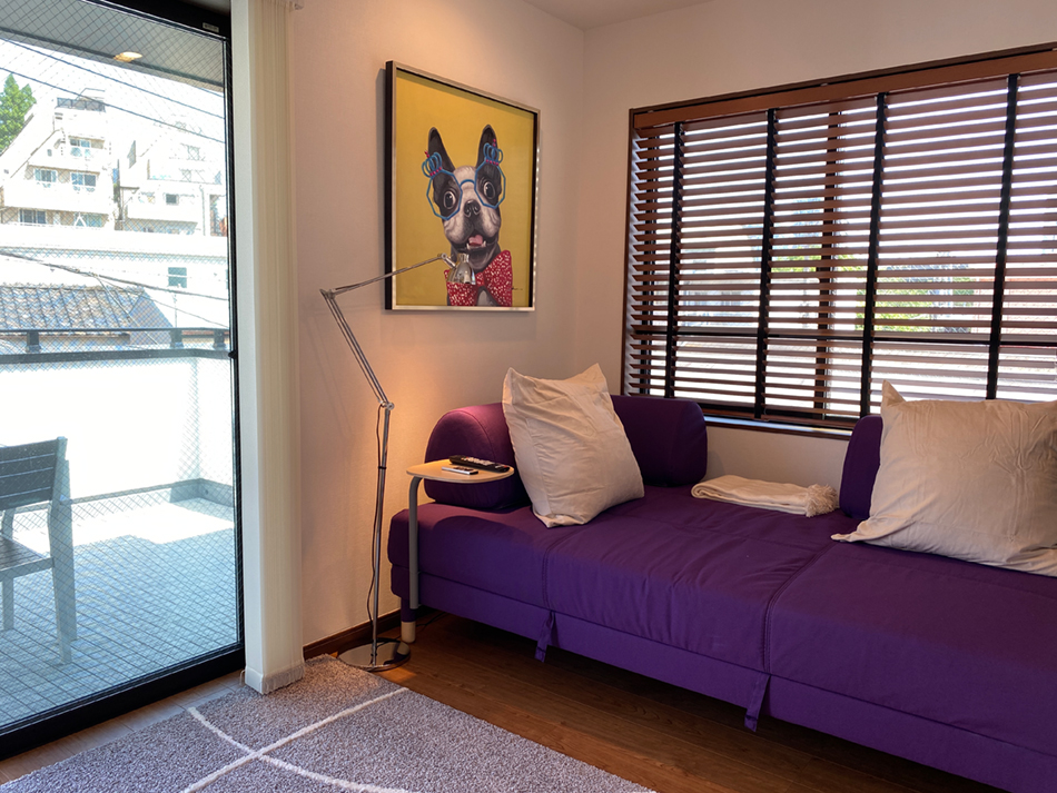 Casablanca Yotsuya living