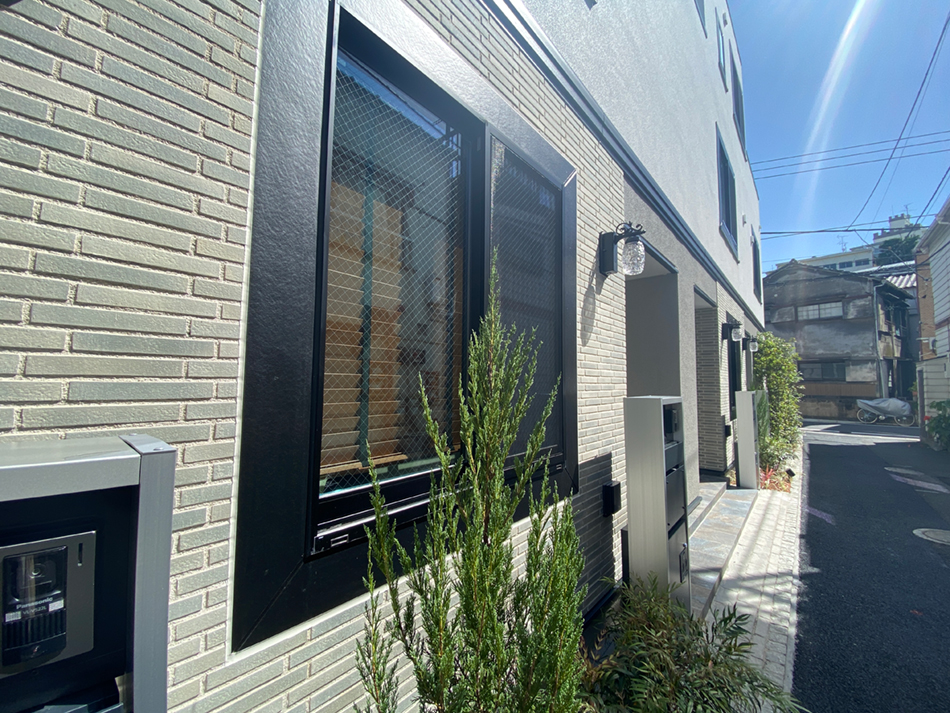 Casablanca Yotsuya exterior
