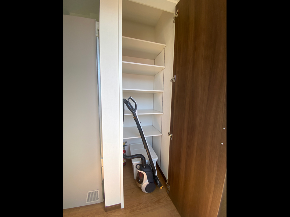 Casablanca Yotsuya storage