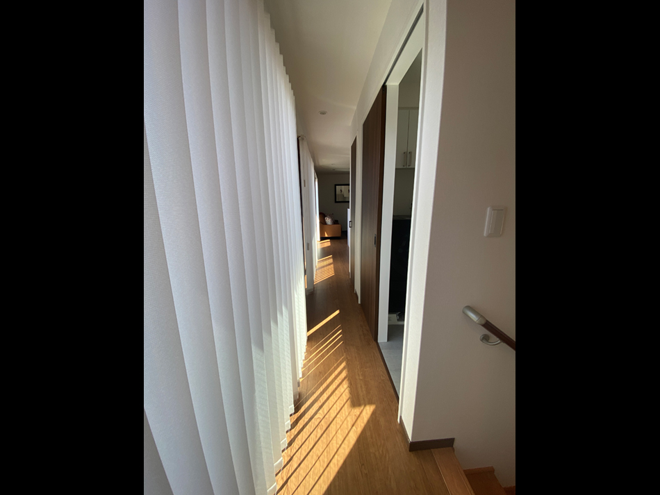 Casablanca Yotsuya hallway