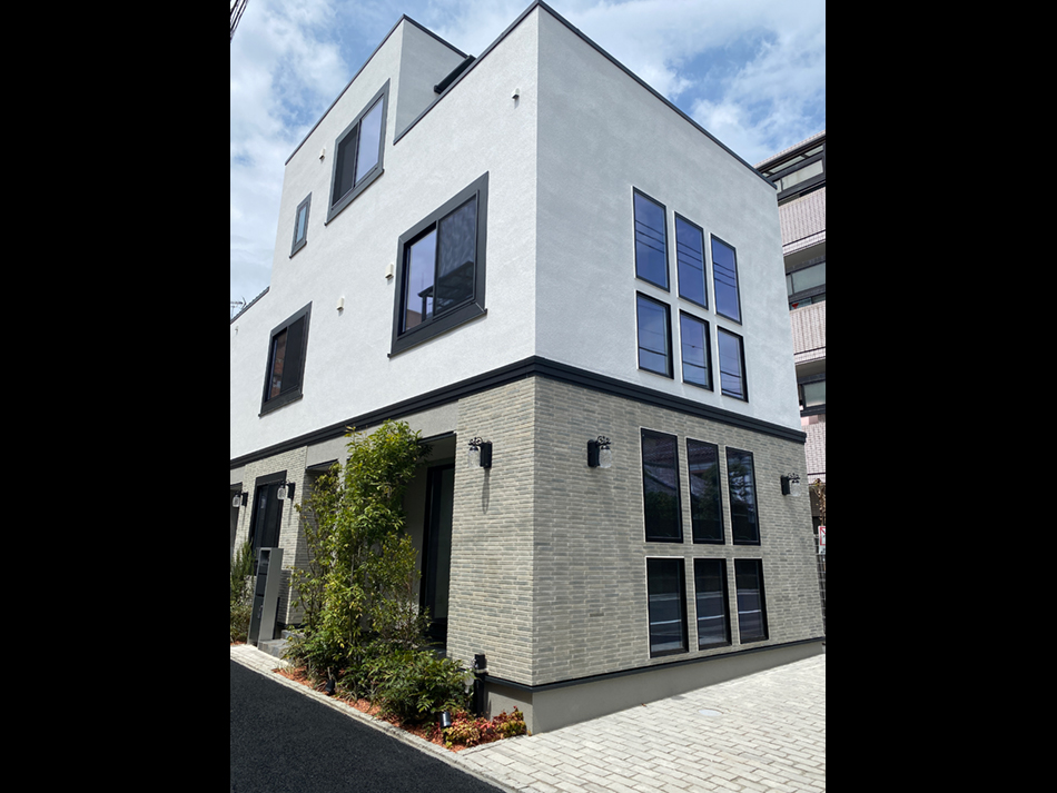 Casablanca Yotsuya Exterior